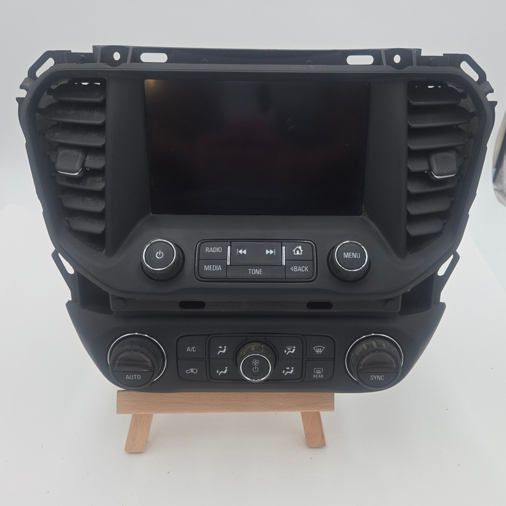 2017 GMC Acadia OEM Radio Display Climate Control Center Dash 84173747